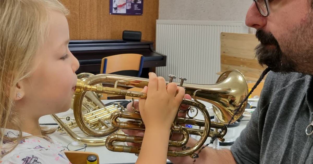découvrez les 5 raisons incontournables de rejoindre le conservatoire de bouzonville : développement artistique, encadrement professionnel, ambiance conviviale, activités variées et opportunités de scène. lancez-vous dans l’aventure musicale !