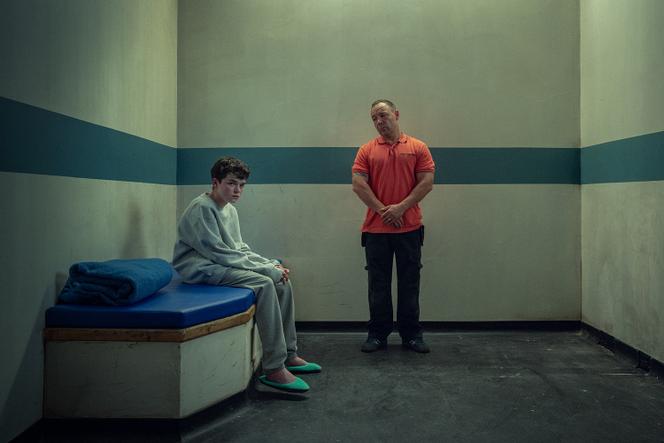 Cinq raisons incontournables pour (re)découvrir la série Netflix ‘Adolescence’, la grande gagnante des Emmy Awards 2025 découvrez pourquoi l'adolescence est une période unique et essentielle à comprendre. explorez les principales raisons d'explorer cette étape de la vie : développement personnel, nouveaux défis et construction de soi.