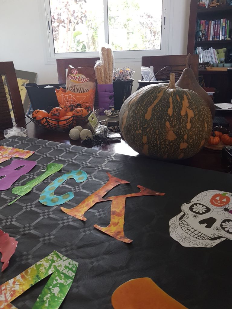 découvrez les meilleures idées, événements et activités pour célébrer halloween en ille-et-vilaine : sorties en famille, décorations, soirées, animations et bons plans pour vivre une fête terrifiante près de chez vous !