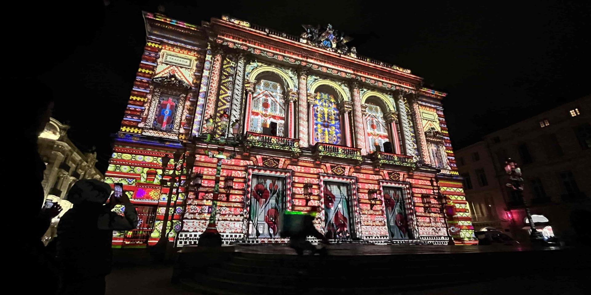 Six incontournables du Festival Lumière : des chefs-d’œuvre, des célébrités et des découvertes à ne pas manquer! découvrez les incontournables du festival lumière : une sélection des films, événements et moments forts à ne pas manquer lors de ce rendez-vous majeur du cinéma à lyon.
