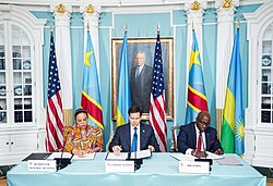 découvrez les enjeux et opportunités de l'accord économique entre le rwanda et la rdc, favorisant la coopération commerciale et le développement régional.