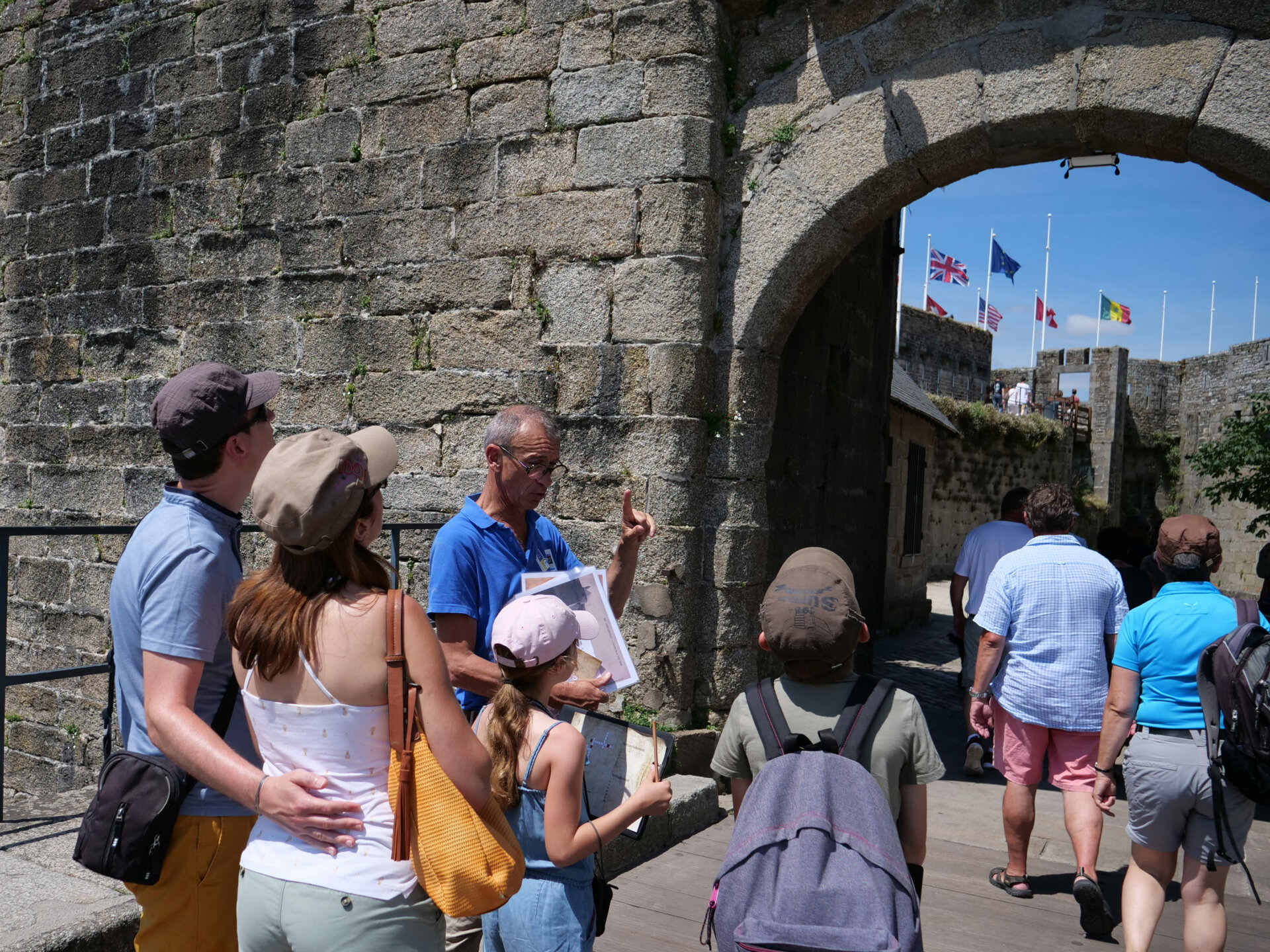 découvrez les raisons d'aimer le patrimoine unique de concarneau, entre histoire fascinante, architecture remarquable et paysages côtiers enchanteurs.