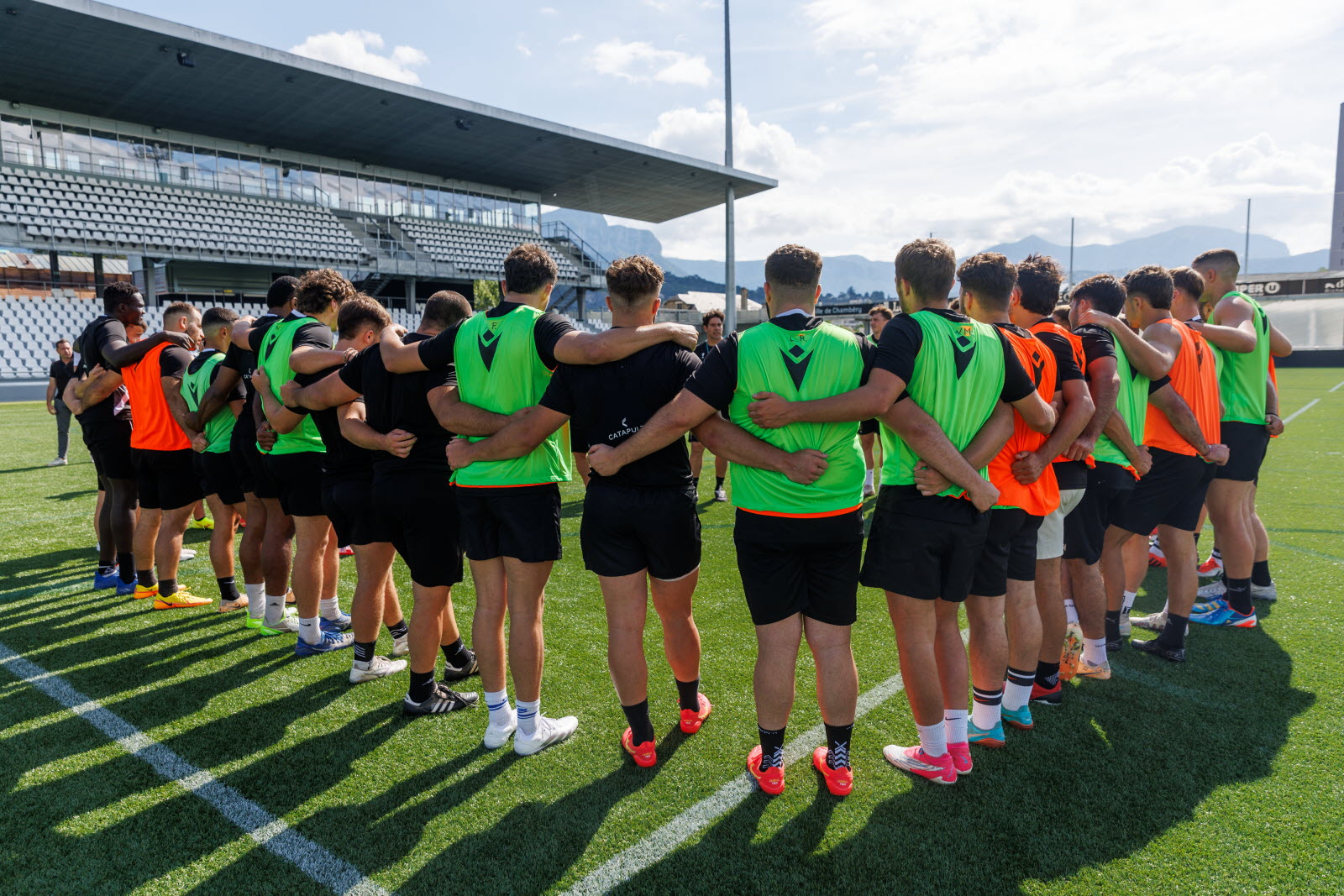 découvrez les raisons incontournables de suivre le rugby ce week-end : matchs passionnants, performances des équipes, et moments forts à ne pas manquer.