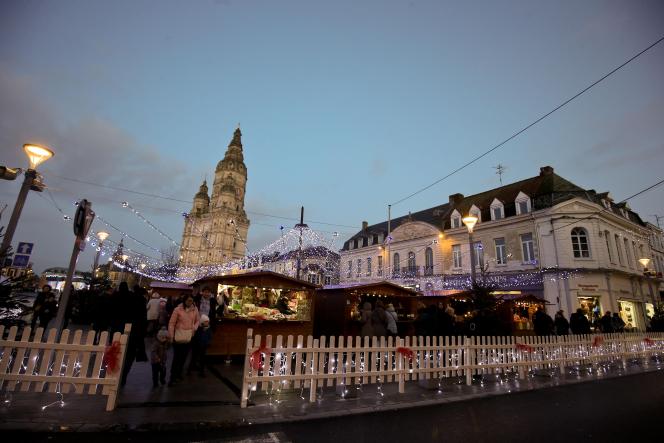 découvrez pourquoi visiter le marché de noël de calais en semaine est une expérience unique : moins de foule, ambiance chaleureuse et meilleures offres.