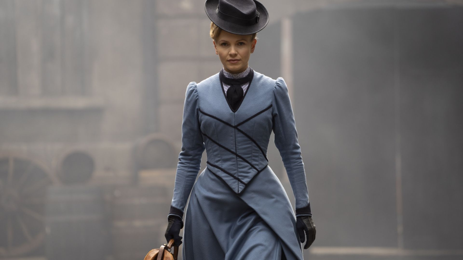 découvrez les raisons incontournables de regarder la saison 6 de miss scarlet, une série pleine de mystères captivants et de personnages attachants.