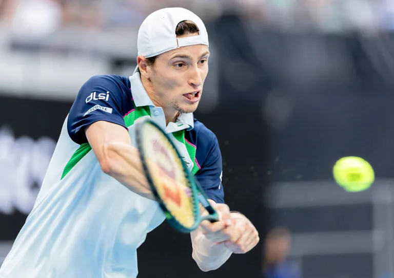 découvrez les raisons incontournables de suivre les éliminatoires de la coupe davis 2026 et vivez l'intensité du tennis international en direct.