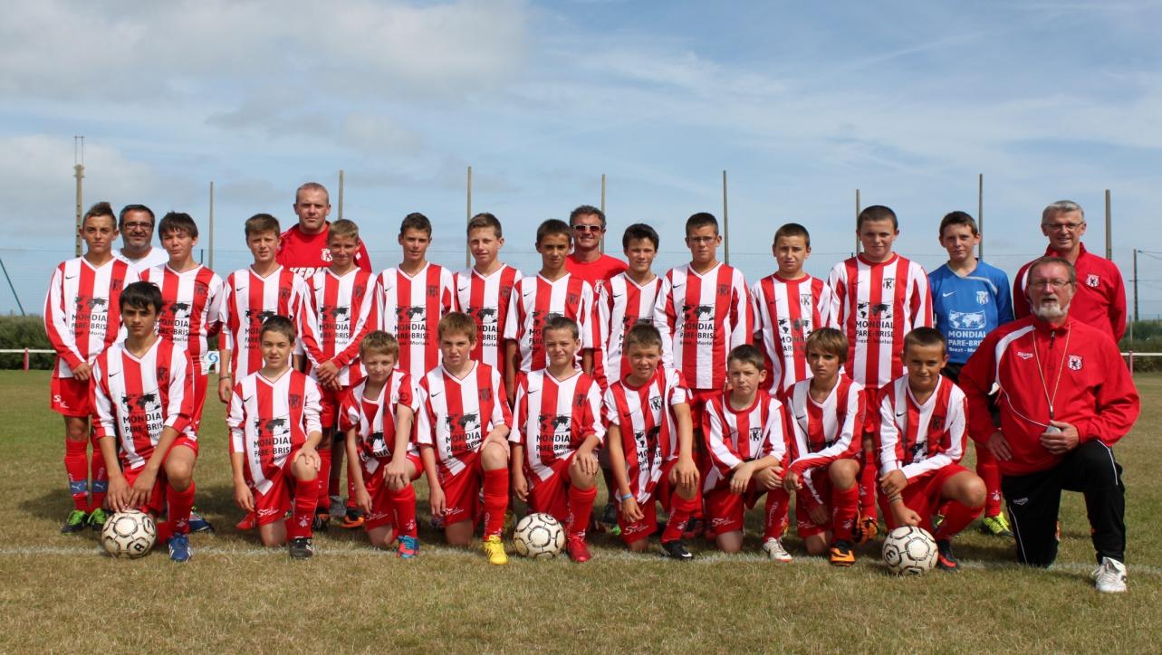À Ploudalmézeau : Découvrez 3 raisons incontournables de participer au tournoi de futsal des Arzelliz ce week-end participez au tournoi de futsal arzelliz à ploudalmézeau ce week-end et vivez une ambiance sportive et conviviale exceptionnelle.