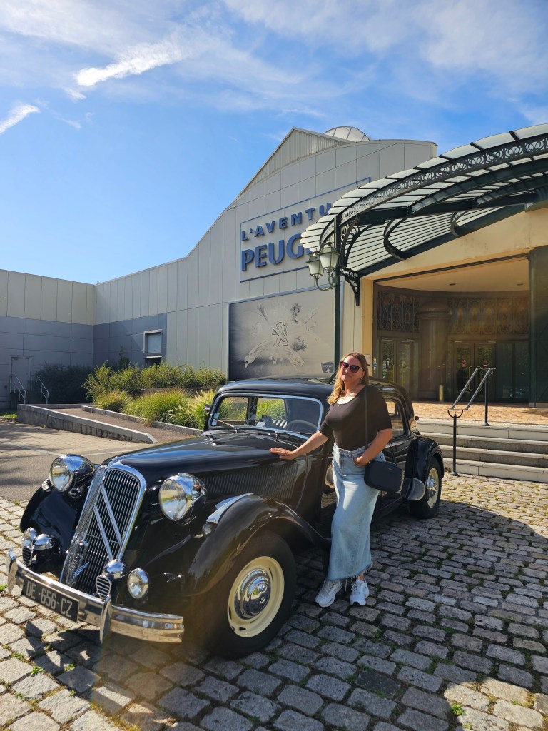 découvrez le charme unique de montbéliard, une ville riche en histoire, culture et paysages pittoresques. partez à l'aventure et laissez-vous séduire par ses trésors authentiques.