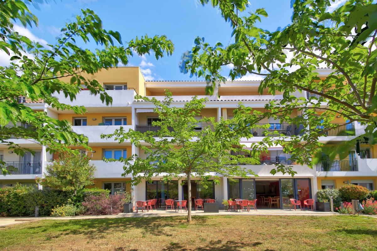 Découvrez à Rezé 5 raisons convaincantes de choisir la résidence senior Nexity Edenéa pour votre nouveau chez-vous découvrez les raisons de choisir la résidence senior nexity edenéa à rezé : confort, sécurité, services adaptés et cadre de vie agréable pour les seniors.